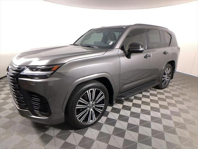 2025 Lexus LX 700h Luxury