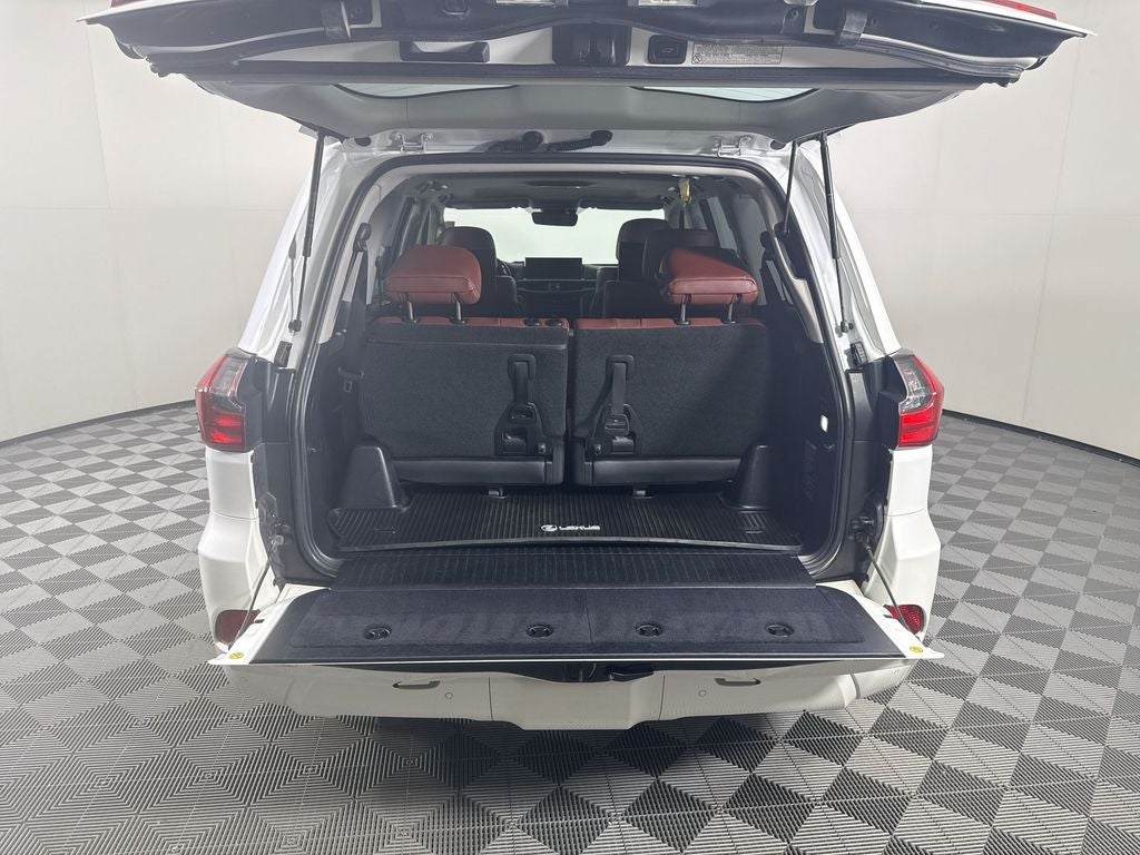 2017 Lexus LX 570