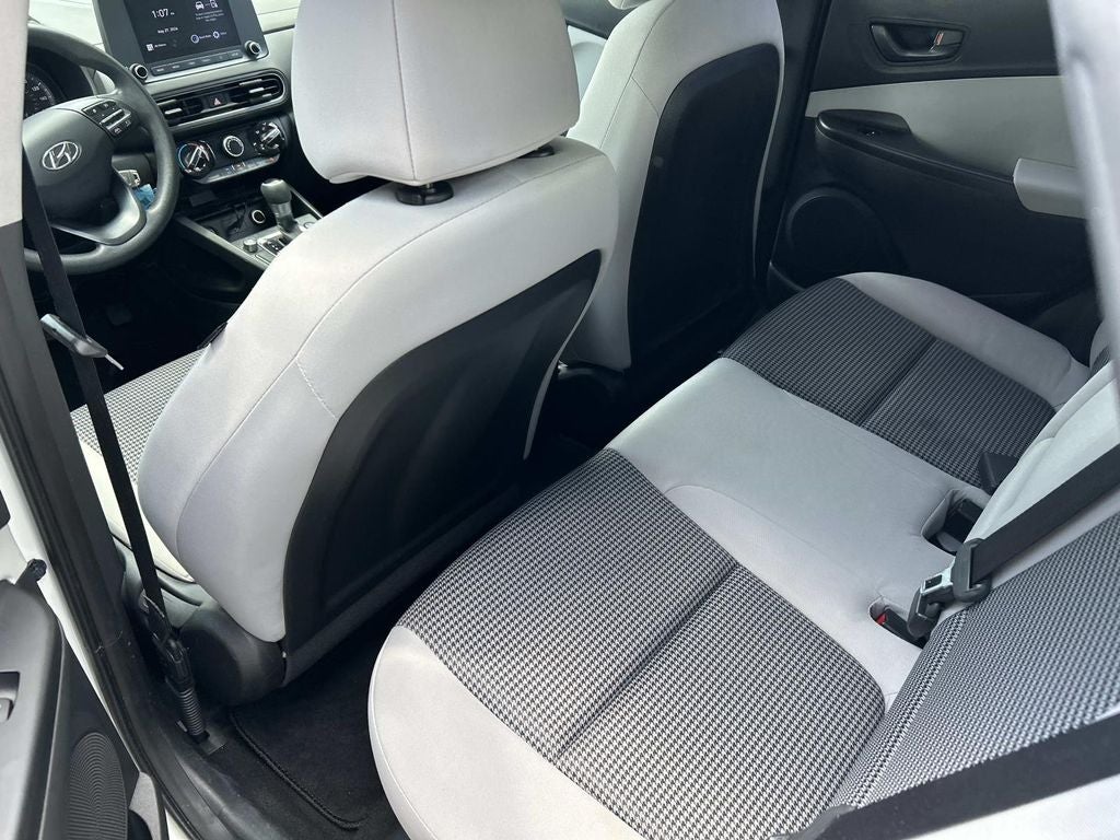 2022 Hyundai Kona SE