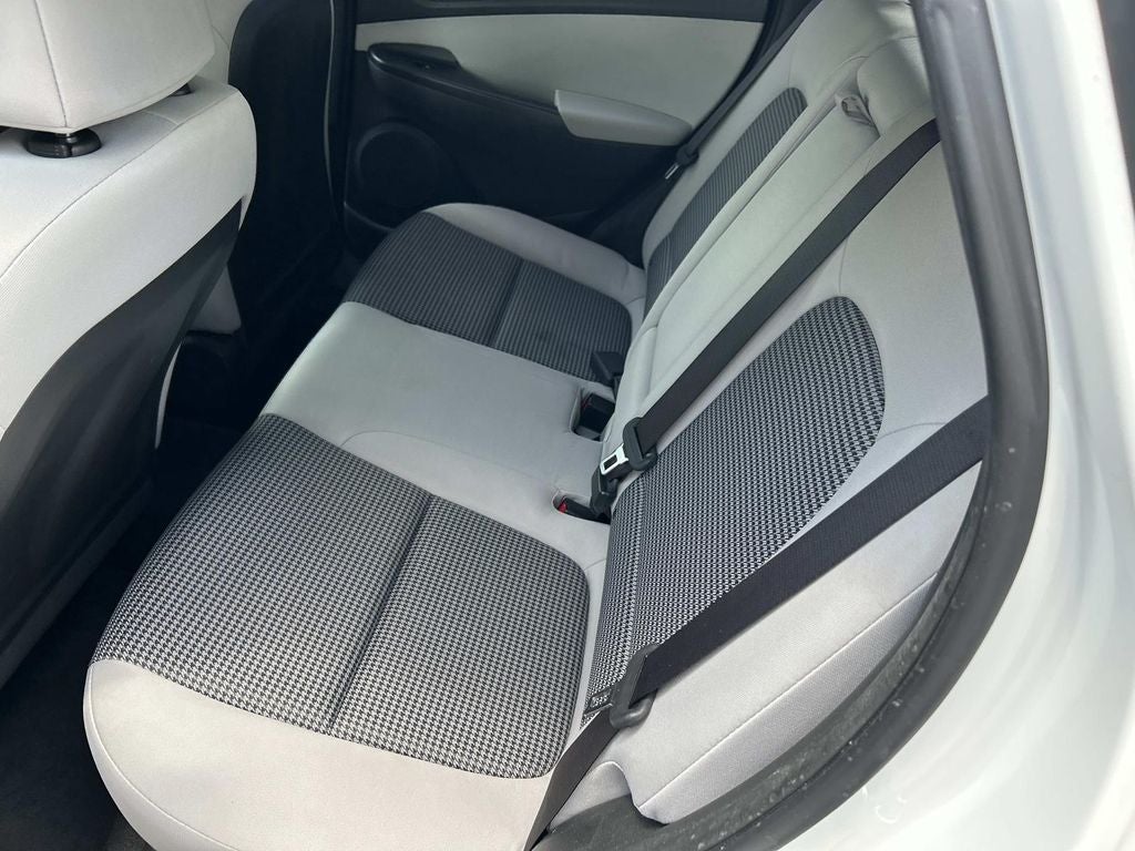 2022 Hyundai Kona SE