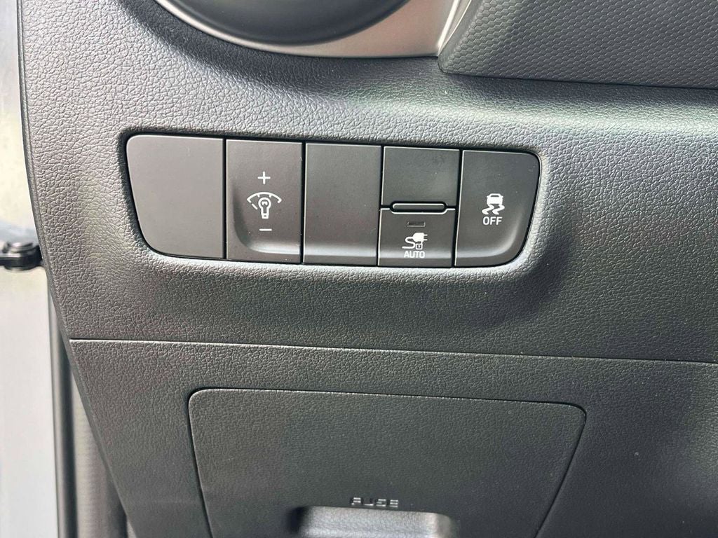 2023 Hyundai Kona Electric SEL