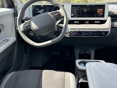 2024 Hyundai IONIQ 5 SE
