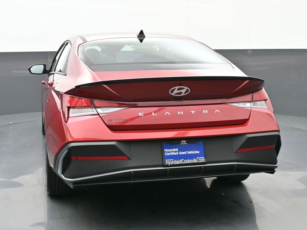 2025 Hyundai Elantra SEL Sport