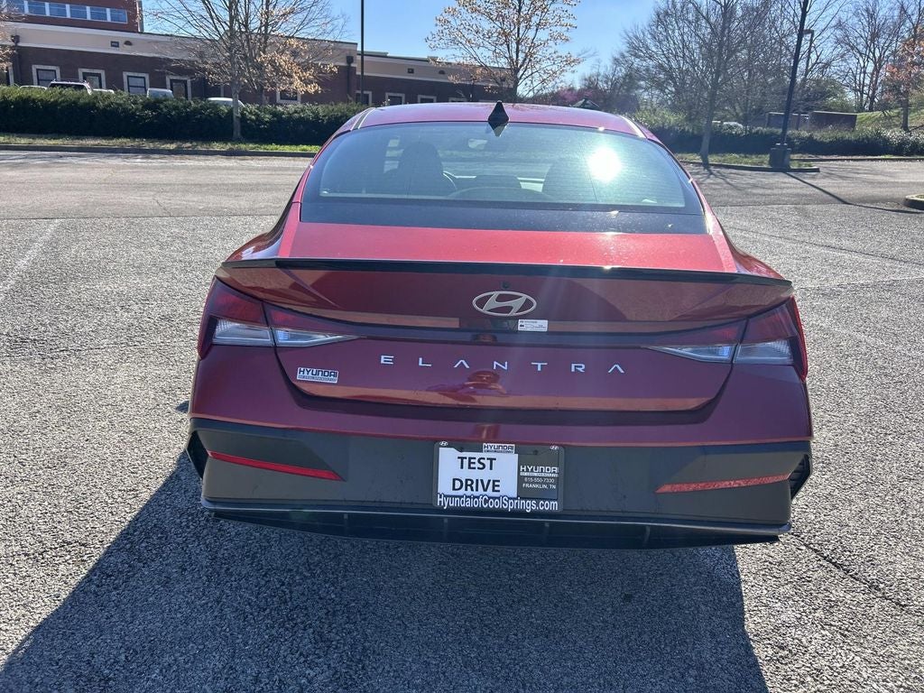 2025 Hyundai Elantra SEL Sport