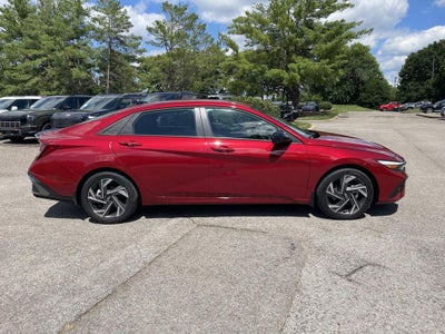 2025 Hyundai Elantra SEL Sport