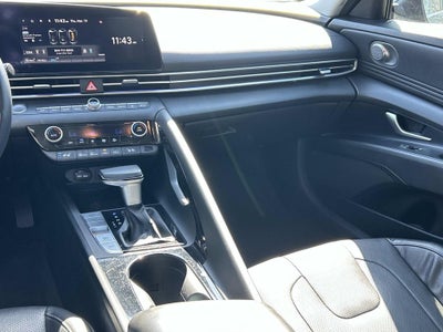 2022 Hyundai Elantra Hybrid Limited