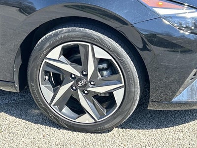 2022 Hyundai Elantra Hybrid Limited