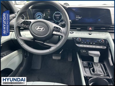 2025 Hyundai Elantra Hybrid Limited