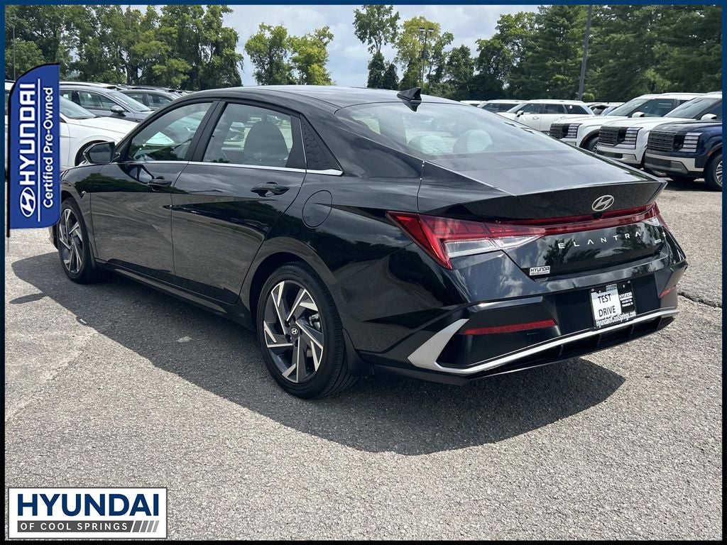 2025 Hyundai Elantra Hybrid Limited