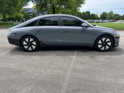 2024 Hyundai IONIQ 6 SE