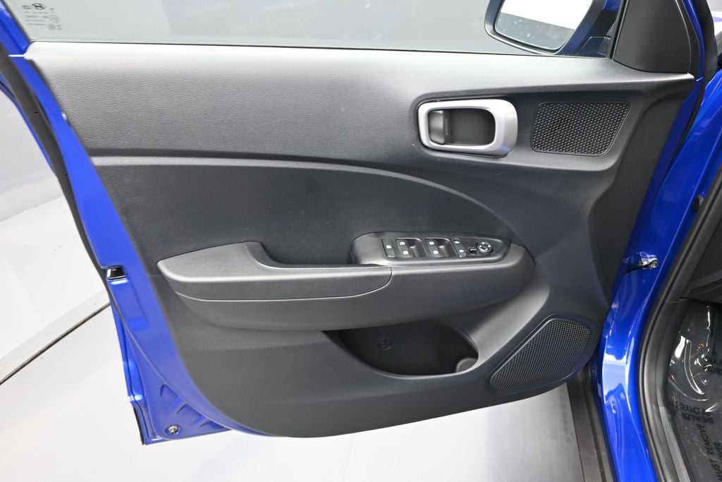2025 Hyundai Venue SE