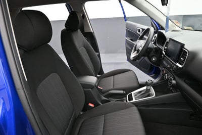 2025 Hyundai Venue SE