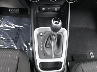 2025 Hyundai Venue SE