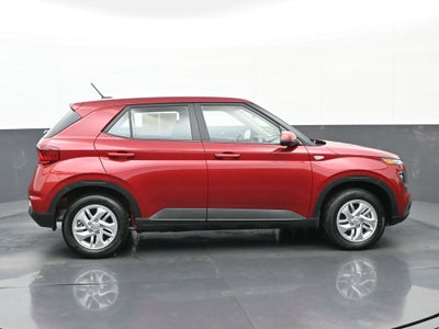 2025 Hyundai Venue SE