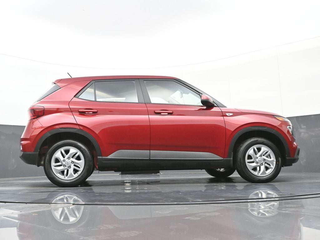 2025 Hyundai Venue SE