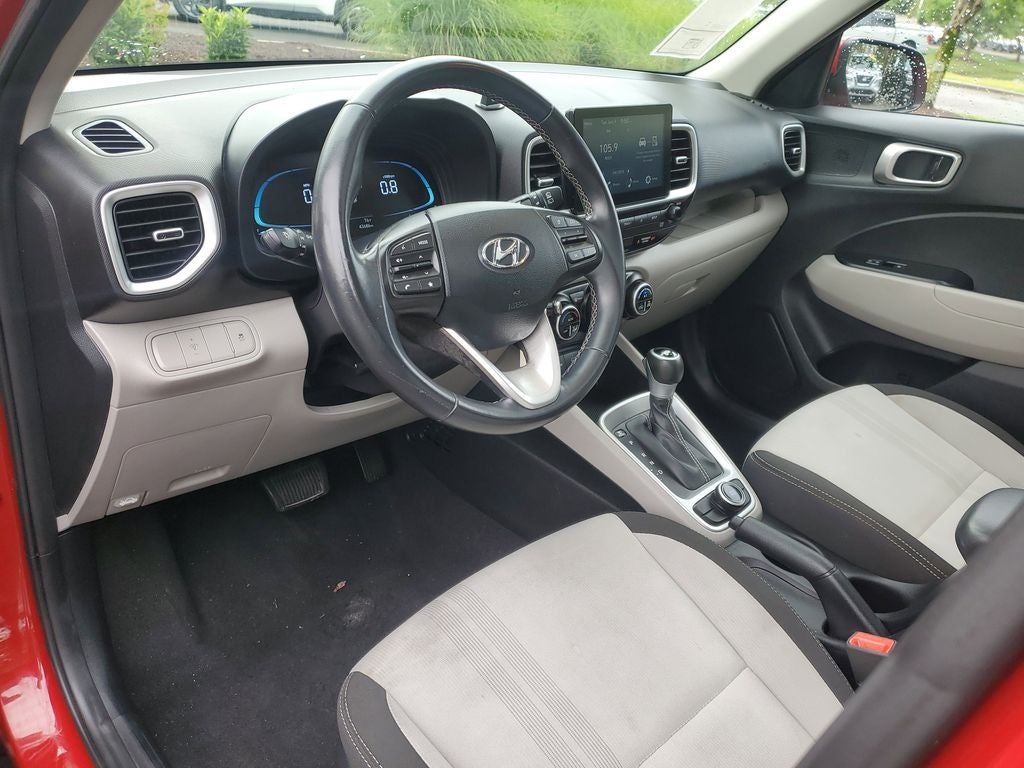 2023 Hyundai Venue SEL