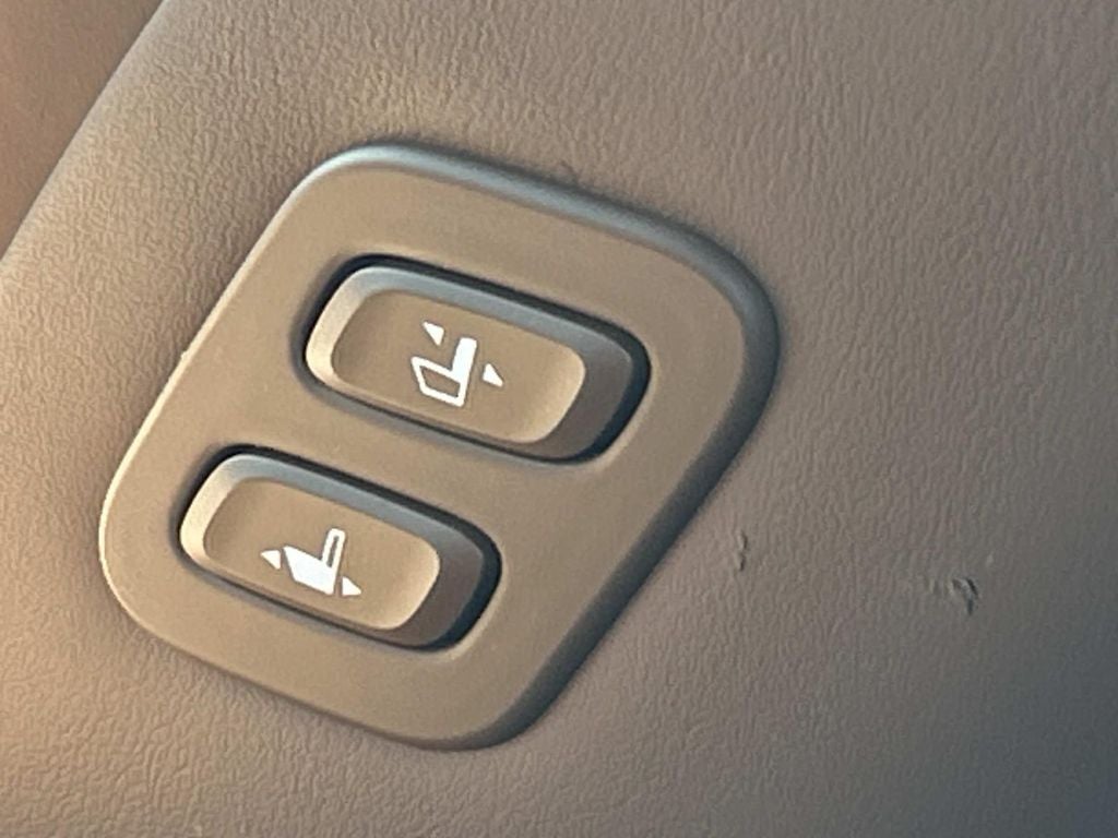 2022 Genesis G90 3.3T Premium