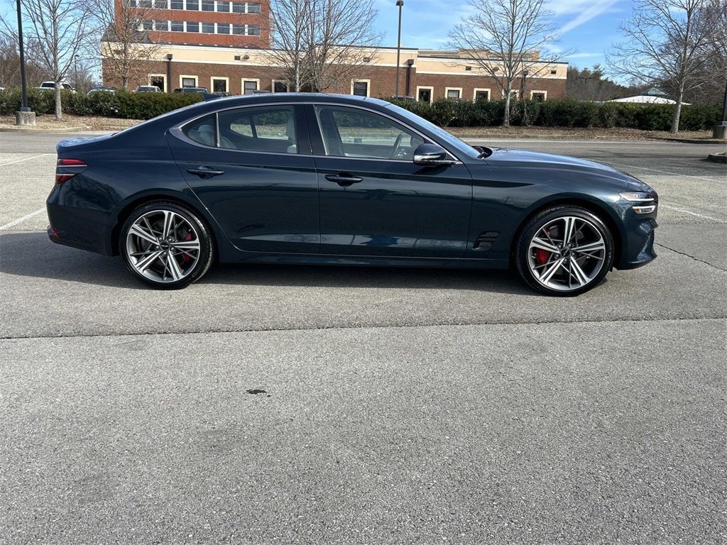 2025 Genesis G70 2.5T