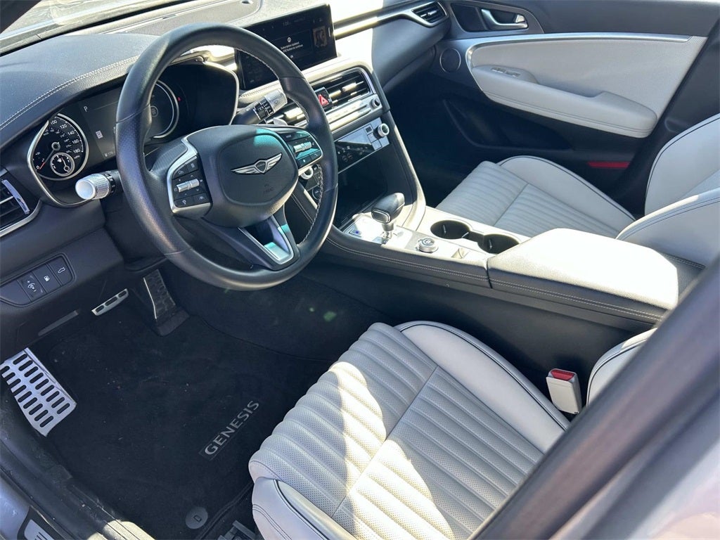 2025 Genesis G70 2.5T