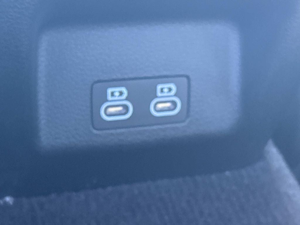 2025 Genesis G70 3.3T Sport Advanced