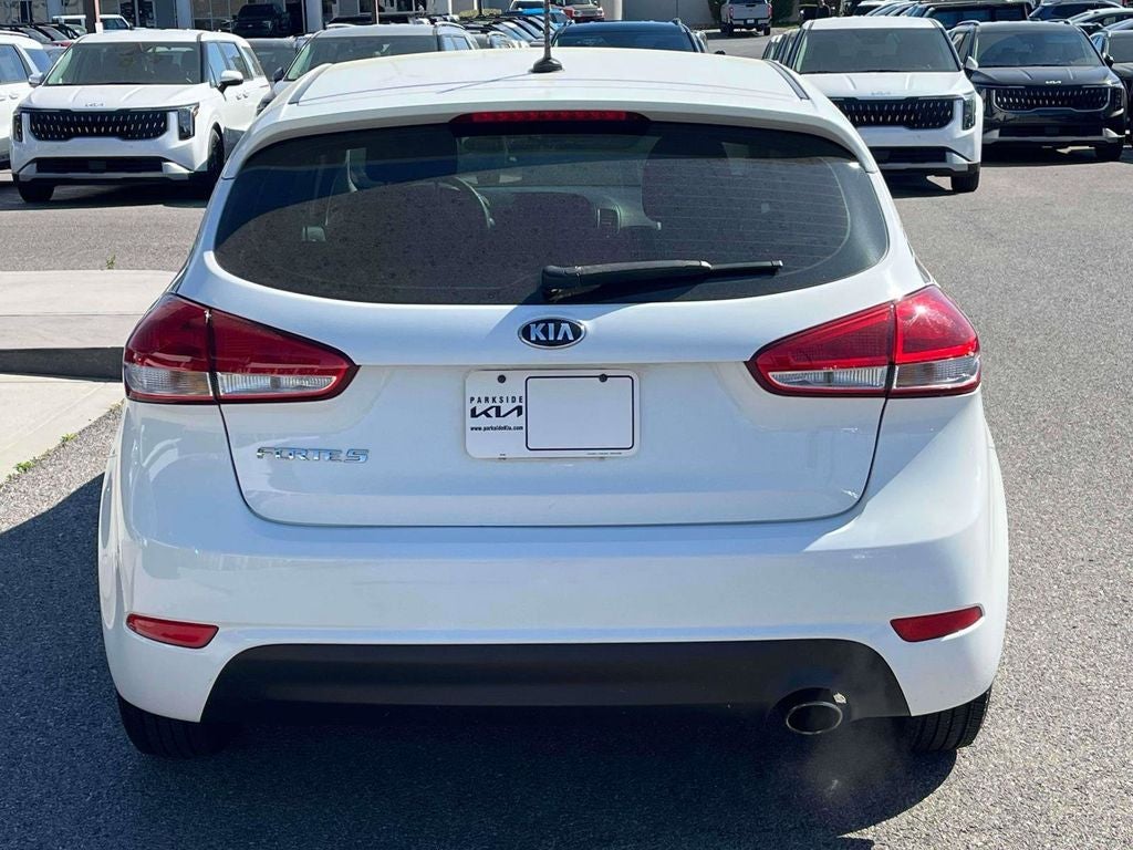 2017 Kia Forte5 LX