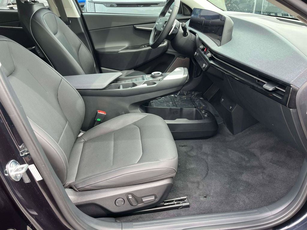 2024 Kia EV6 Wind