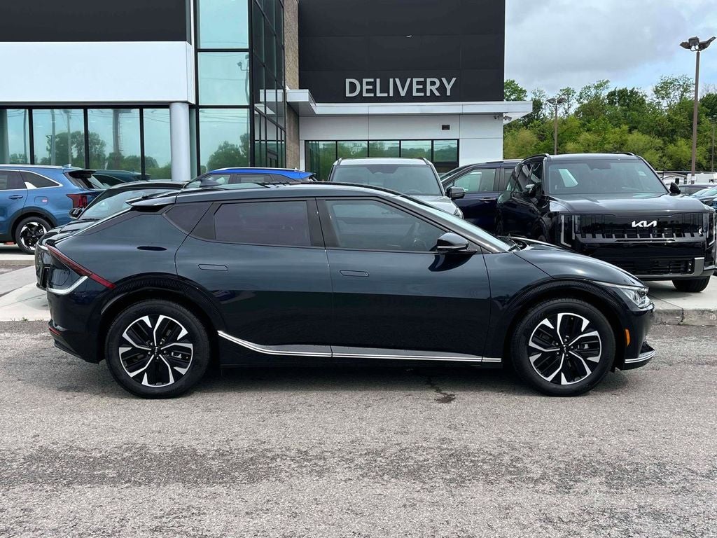 2024 Kia EV6 Wind