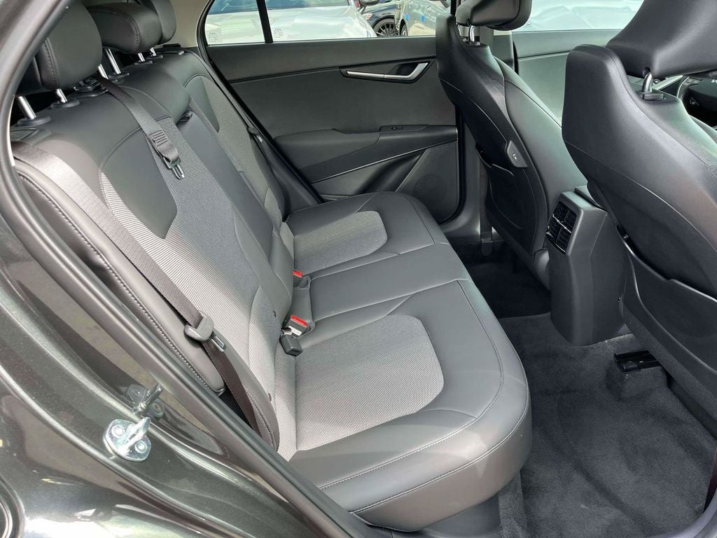 2025 Kia Niro EX