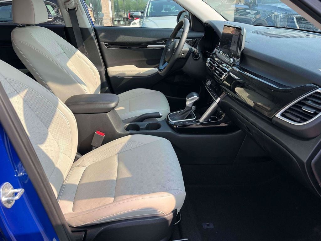 2023 Kia Seltos EX
