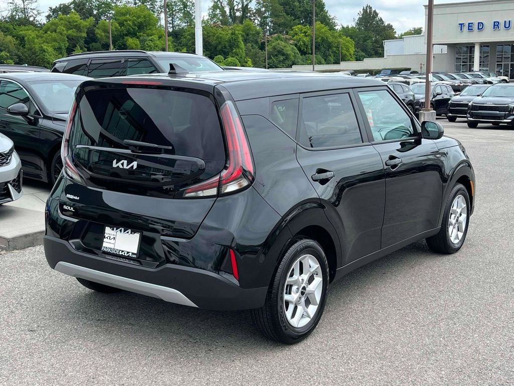 2025 Kia Soul LX
