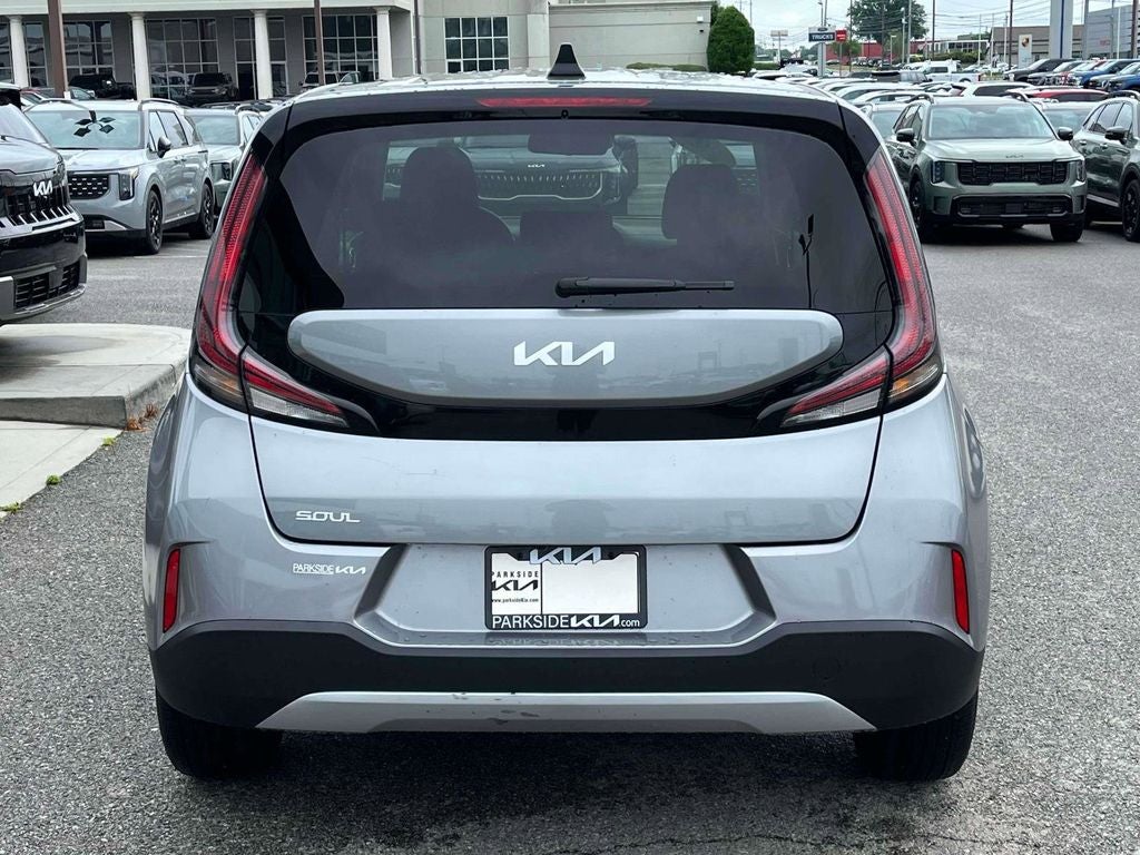 2025 Kia Soul Base