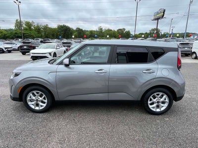 2025 Kia Soul Base