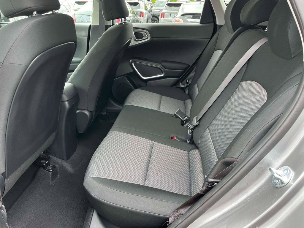 2025 Kia Soul Base