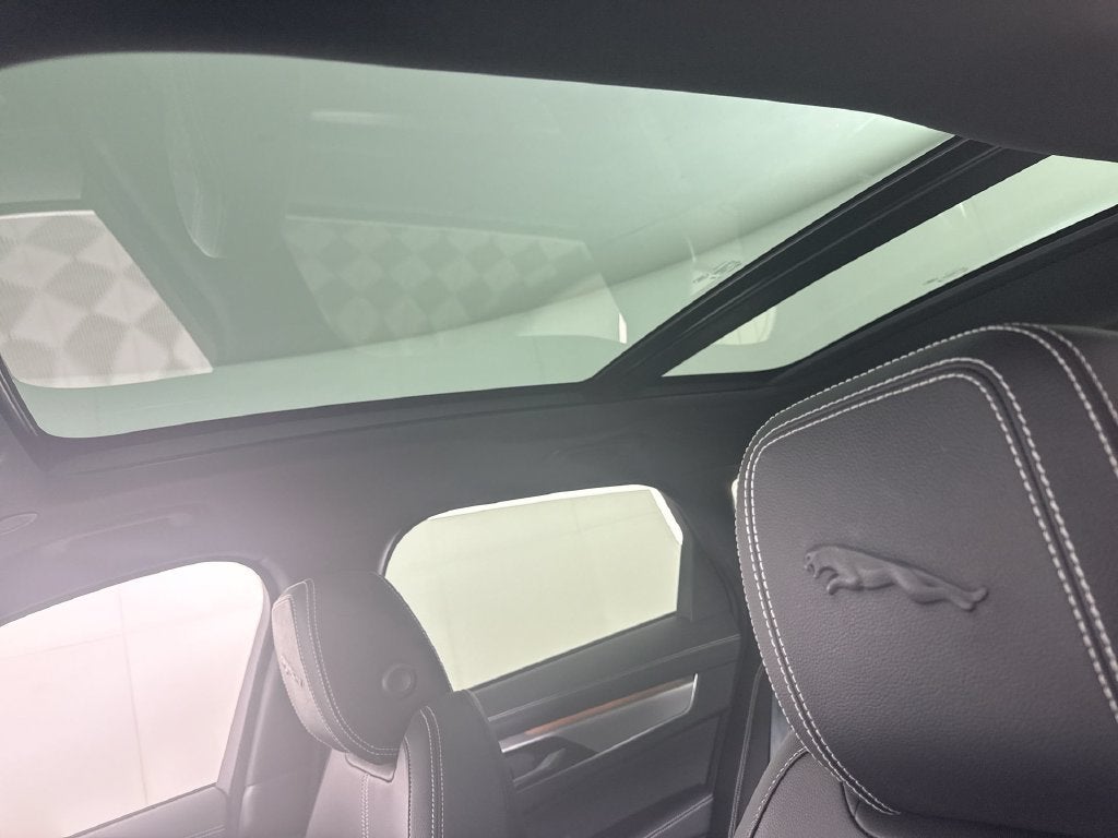 2024 Jaguar F-PACE P250 R-Dynamic S