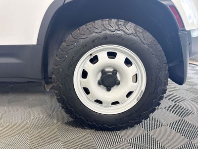 2022 Land Rover Defender 110 S