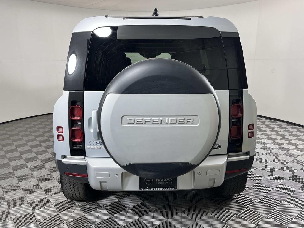 2023 Land Rover Defender 110 SE