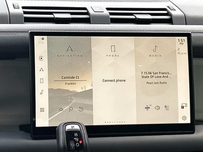 2024 Land Rover Defender 110 SE
