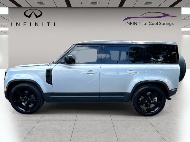 2024 Land Rover Defender 110 SE