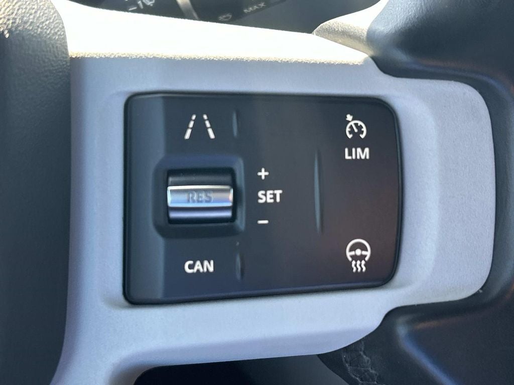 2022 Land Rover Defender X-Dynamic S