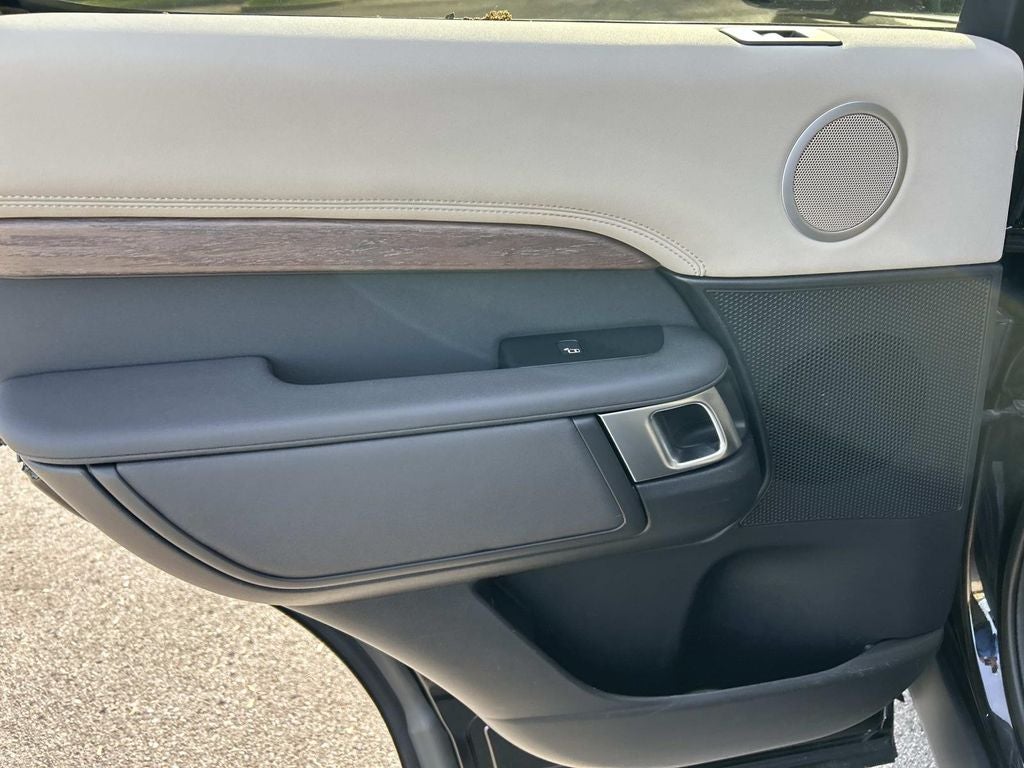 2020 Land Rover Discovery HSE