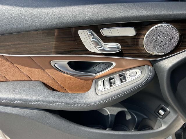 2021 Mercedes-Benz GLC GLC 300