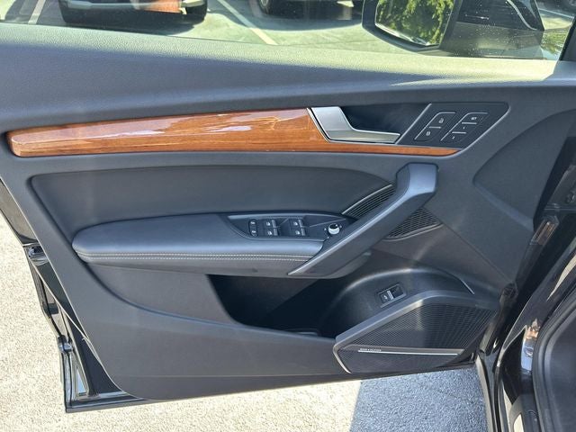 2021 Audi Q5 45 Prestige quattro