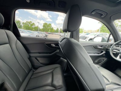 2022 Audi Q7 Premium Plus