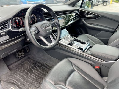 2022 Audi Q7 Premium Plus