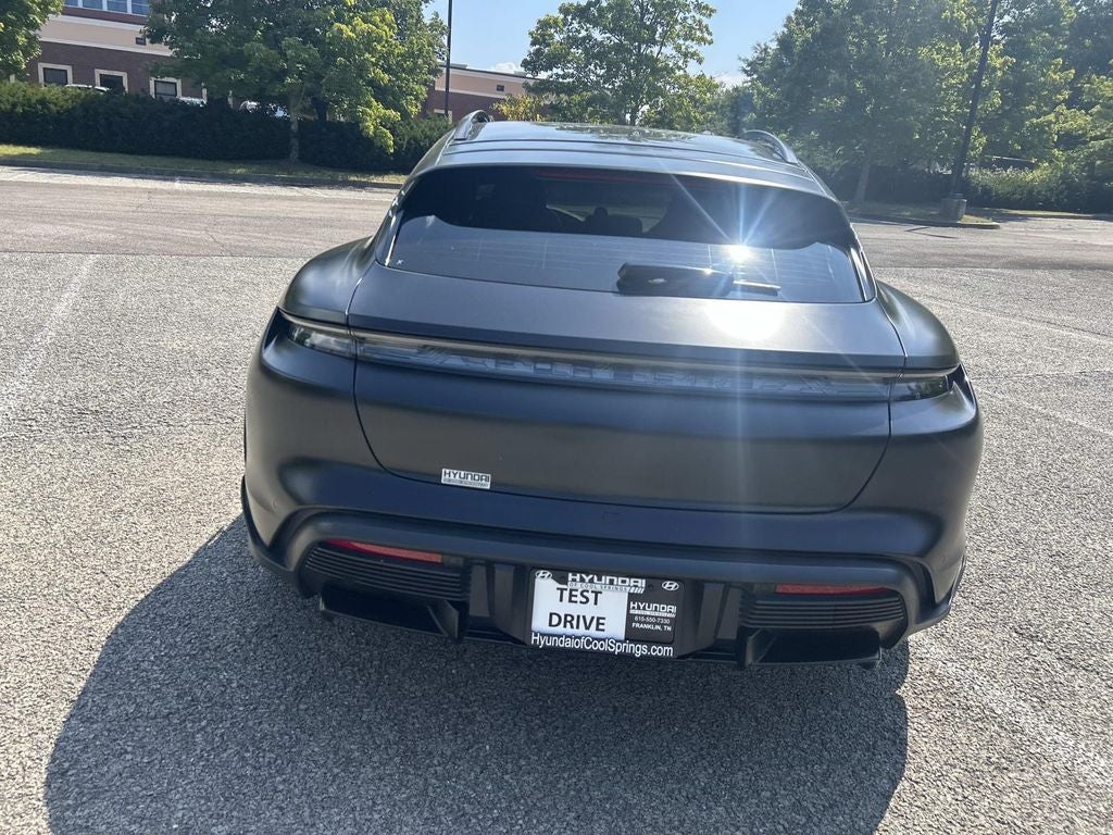 2022 Porsche Taycan Turbo