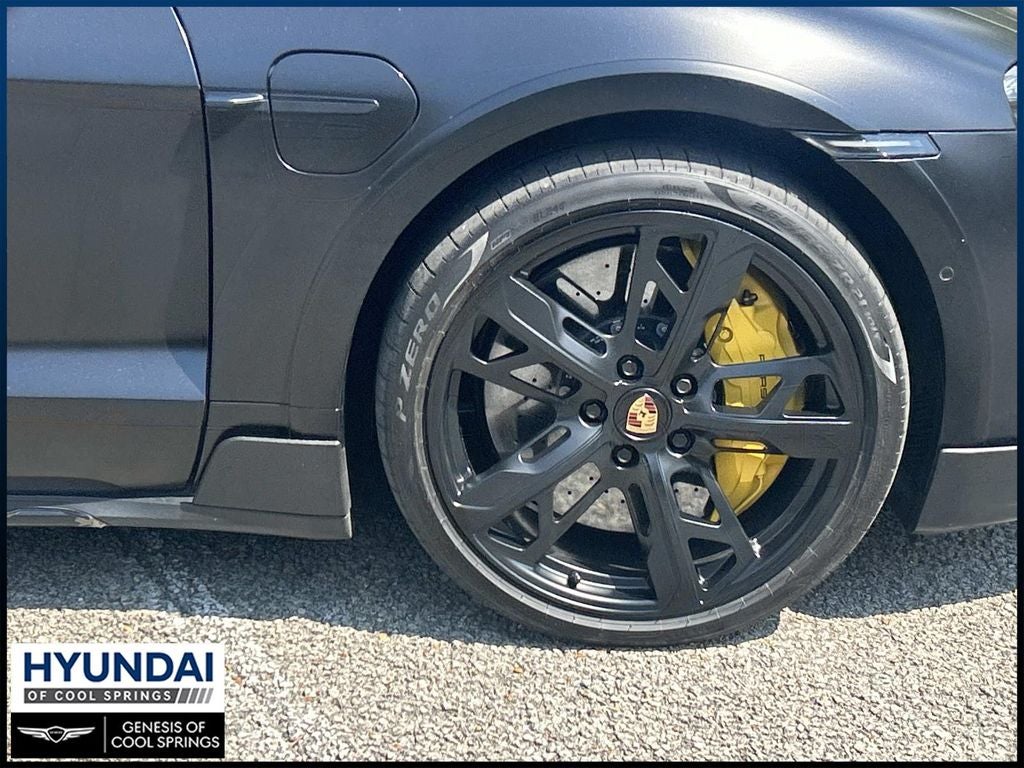 2022 Porsche Taycan Turbo