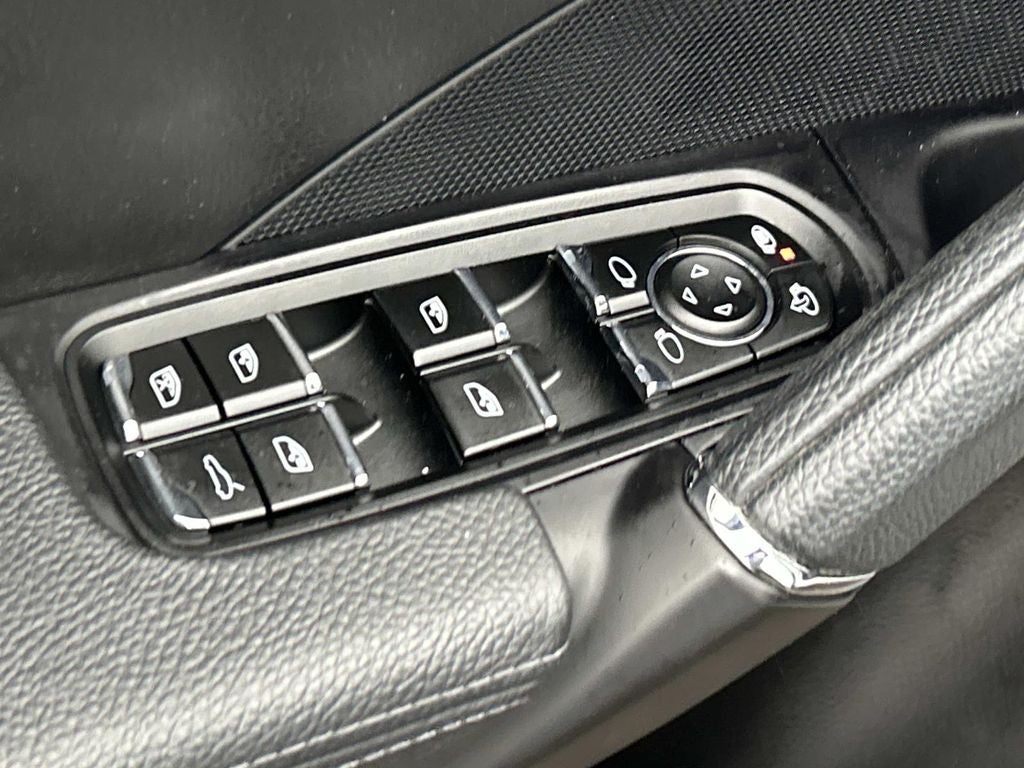 2017 Porsche Cayenne Platinum Edition