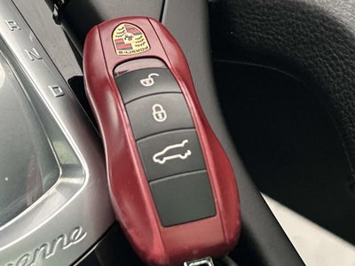 2017 Porsche Cayenne Platinum Edition