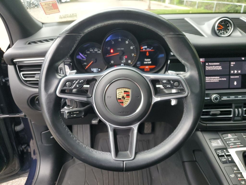 2021 Porsche Macan Base