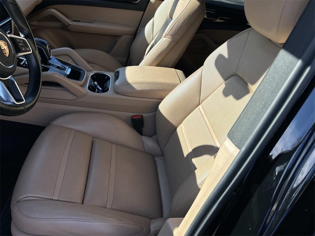 2020 Porsche Cayenne Base